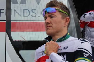 Heinrich Haussler puts on his cold weather gear