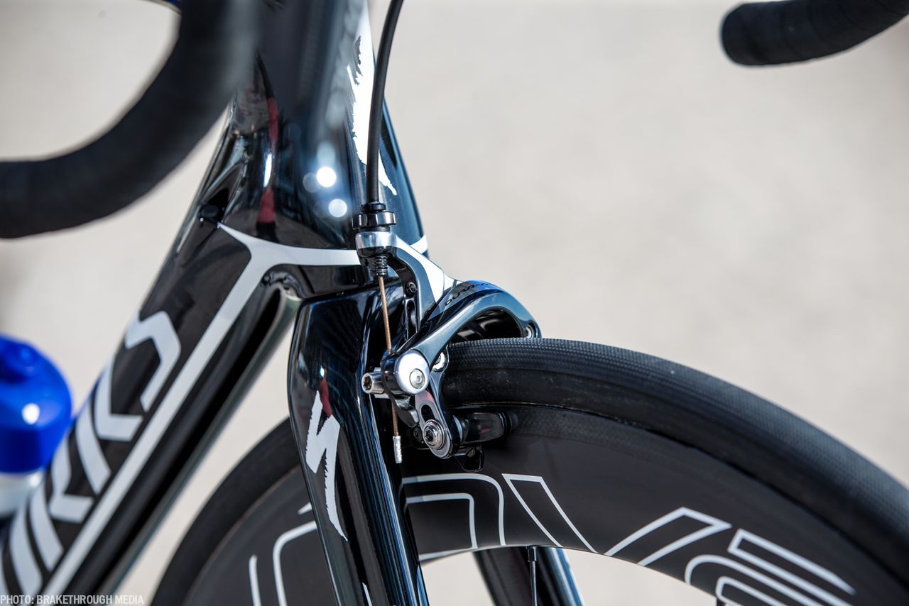 Etixx-QuickStep use Shimano brakes