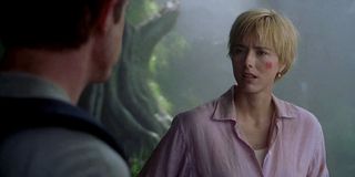 Téa Leoni as Amanda Kirby in Jurassic Park III
