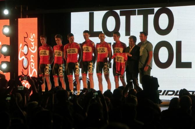 Lotto-Belisol presented to the crowd