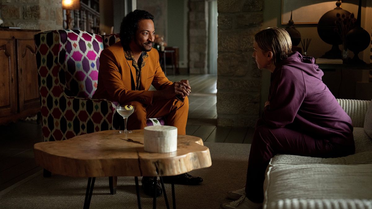 Samba Schutte and Rhea Seehorn in Pluribus.