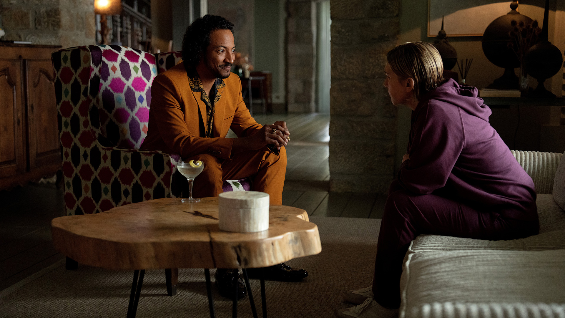 Samba Schutte and Rhea Seehorn in Pluribus.