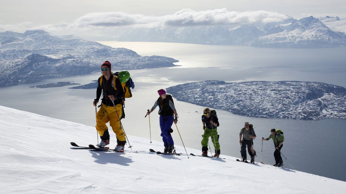 what to wear cross country skiing: Noway ski