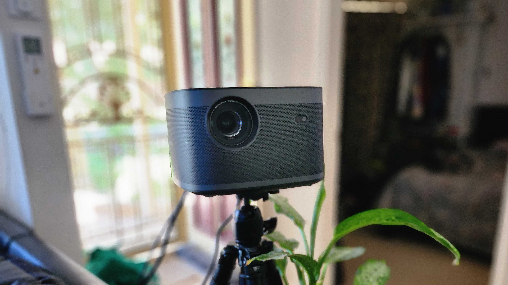 XGIMI Horizon Pro Review: 4K cinema you can take anywhere