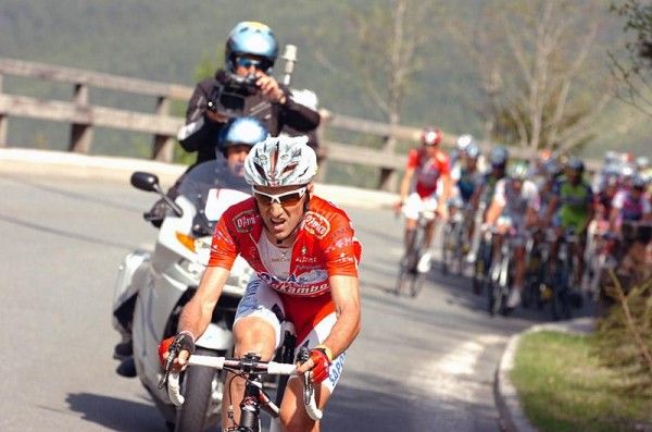 Stefano Garzelli attacked the peloton on the ascent of the category one Hochkrimml ascent.