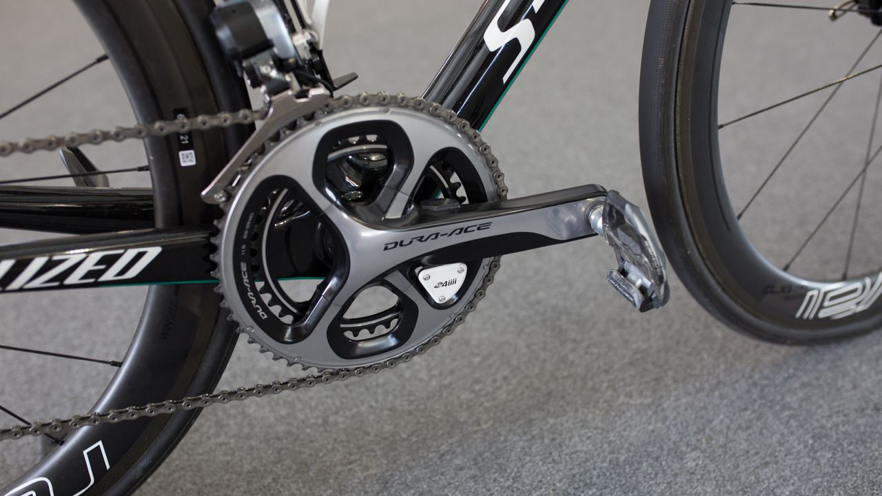 The Dura-Ace crankset is equipped with a 4iiii powermeter