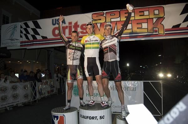 Men's podium (l-r): Hilton Clarke (Bahati Foundation Pro Cycling), 2nd; Aaron Kemps (Fly V Australia), 1st; Andrew Pinfold (Unitedhealthcare p/b Maxxis), 3rd.
