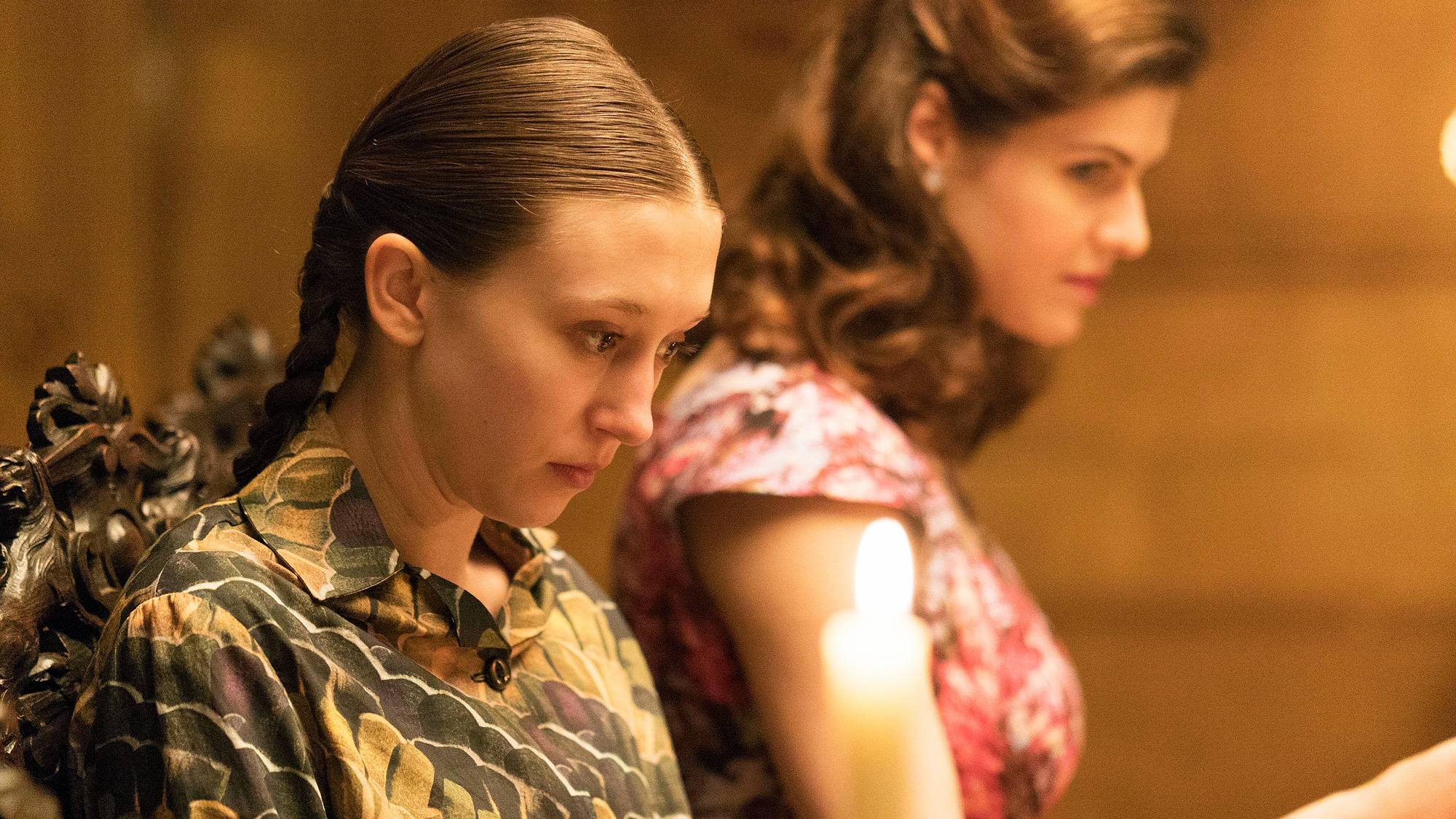 Taissa Farmiga and Alexandra Daddario in &quot;We Have Always Lived in the Castle&quot; movie (2018)