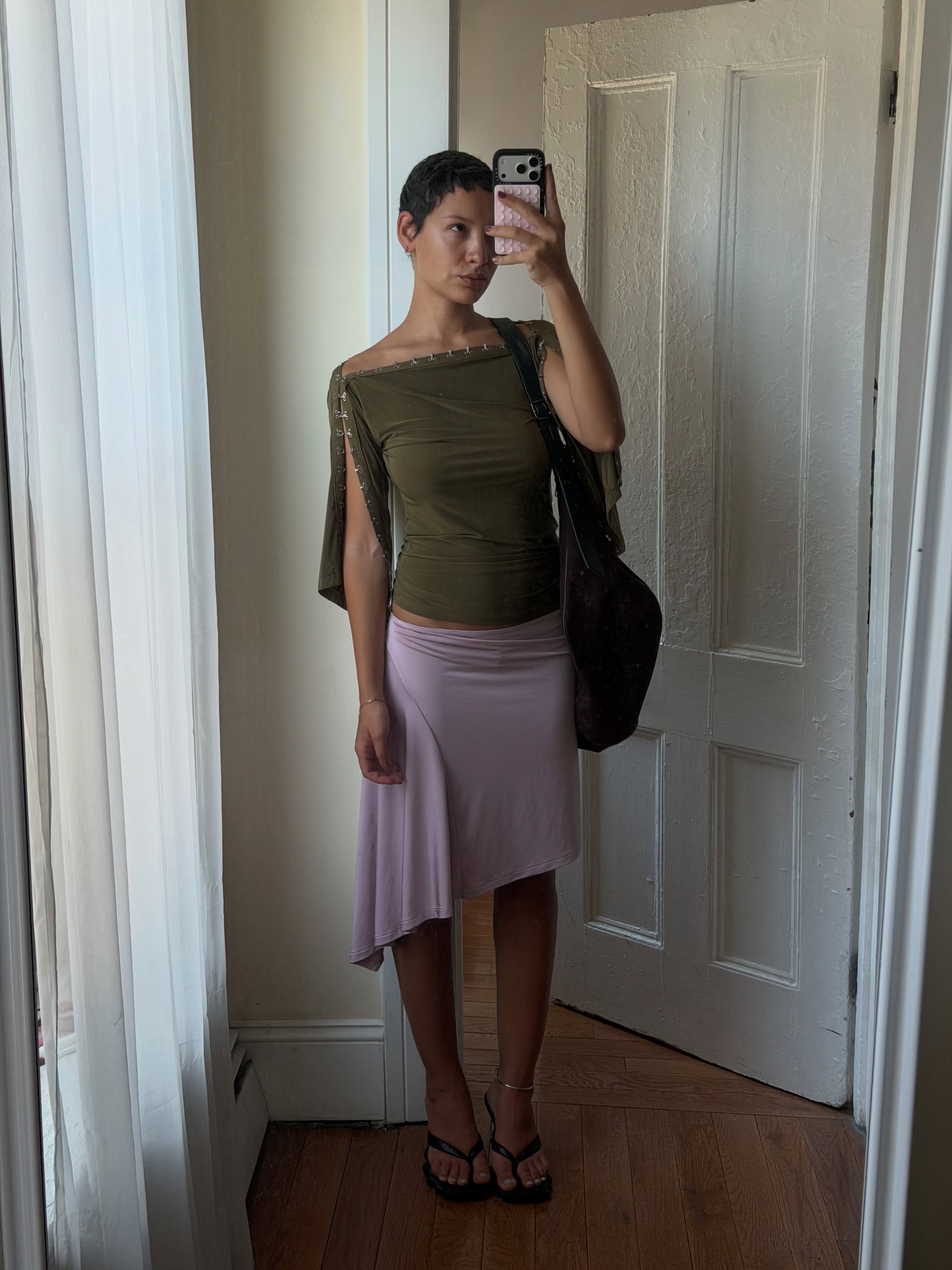 Everyone In NYC Is Wearing This Once-Dated Skirt Trend With Simple Summer Outfits Right Now