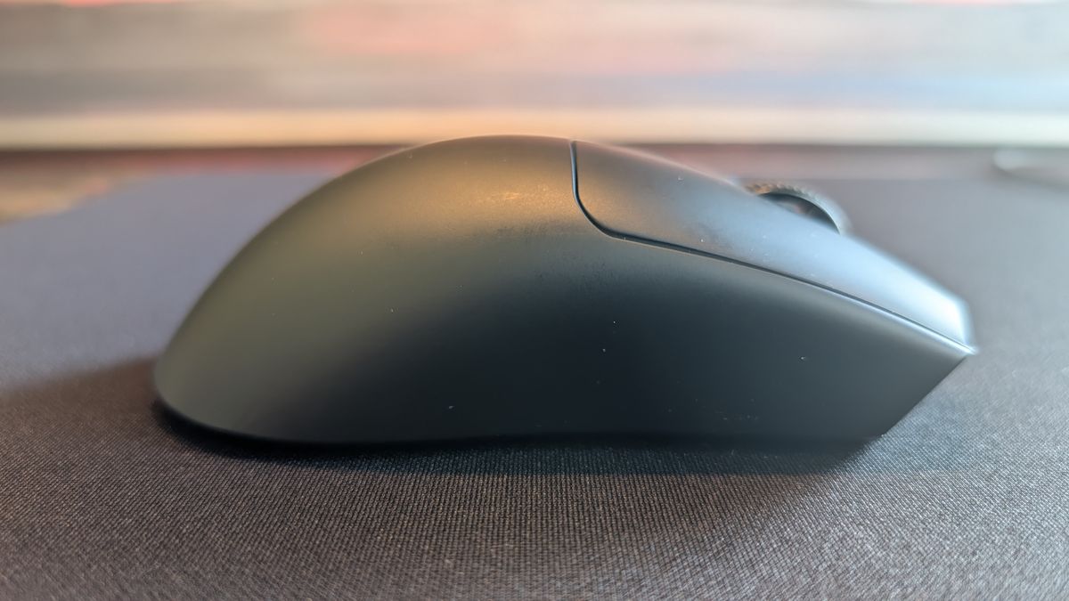 The Razer Viper V4 Pro took me back to basics, and you know what