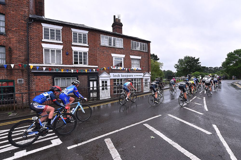 The peloton in action during stage 2 at the Women's Tour