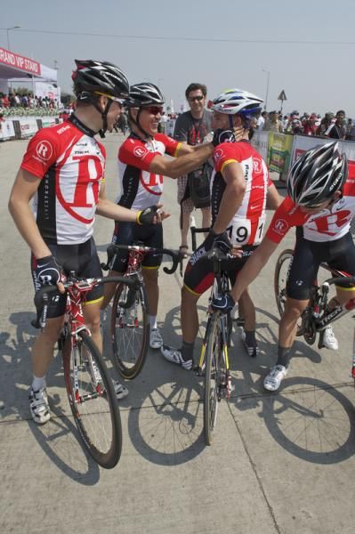 McEwen congratulates Hunter after his win