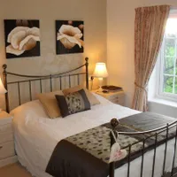 Fernlea Cottage, GatesheathDistance to Bolesworth:Trip Advisor rating:booking.com