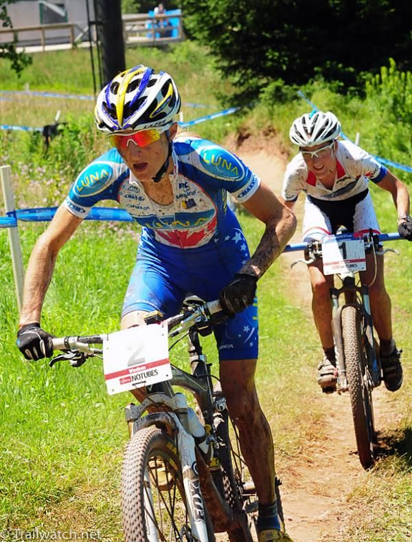 Catharine Pendrel (Luna Pro Team) leads Julie Bresset on the final climb.