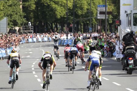Gregor M&uuml;hlberger (Bora-Hansgrohe) wins Rund um Koln