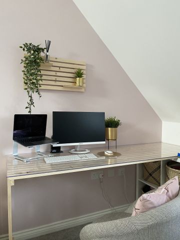 How to build a desk – 5 easy steps to DIY a slatted design | Real Homes