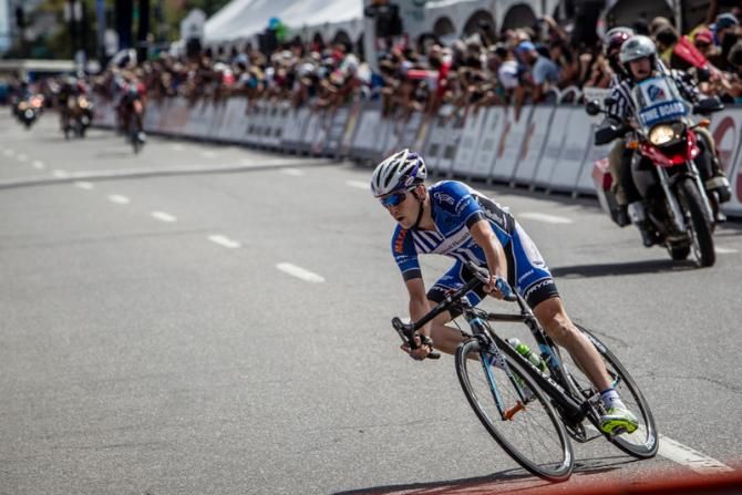 Lucas Euser (UnitedHealthcare) tries an attack on the break.