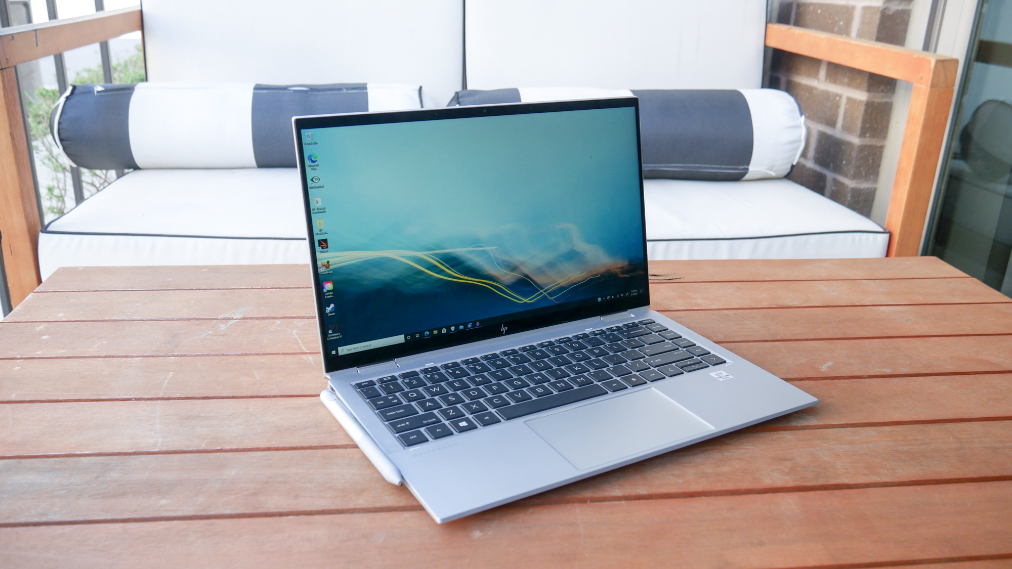 HP EliteBook x360 1040 G7 laptops with best battery life