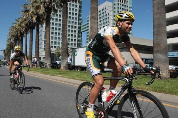 Neil Shirley (Kelly Benefit Strategies) rides to the sign-in stage.