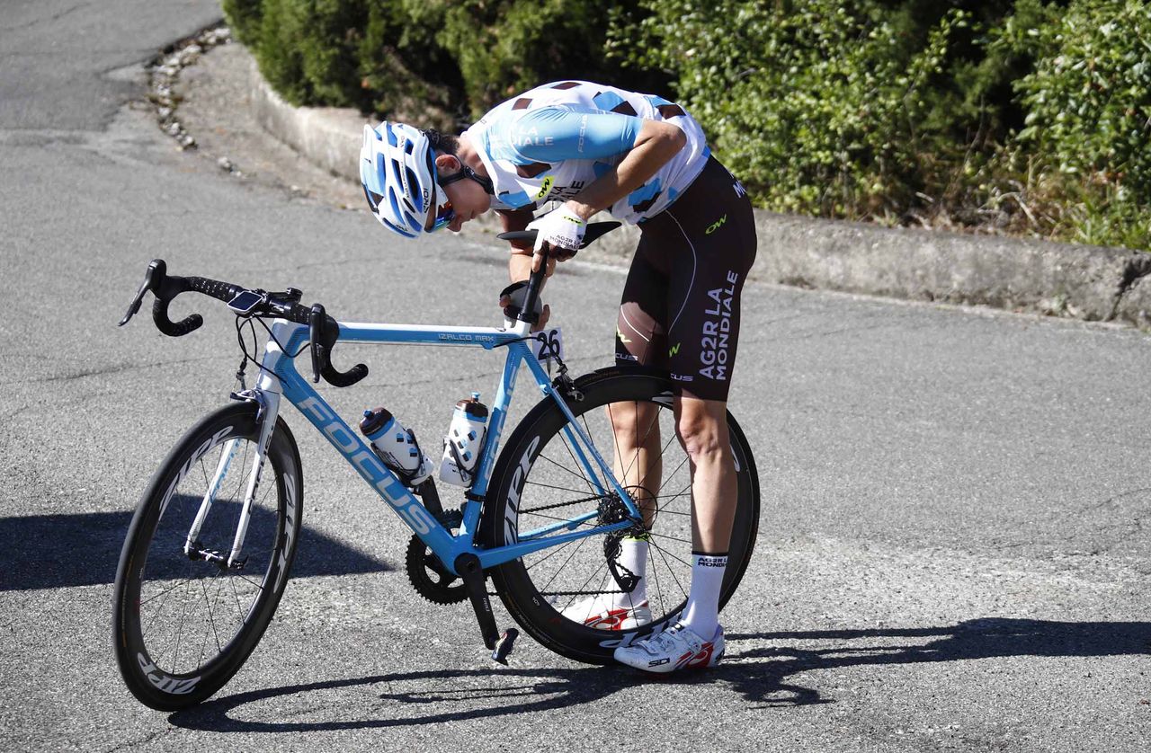 A mechanical problem for Romain Bardet.