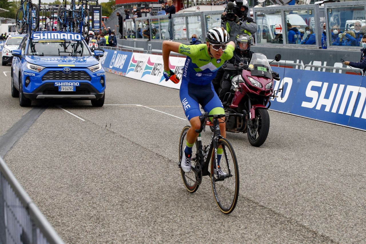 Tadej Pogacar in a solo break at the World Championships