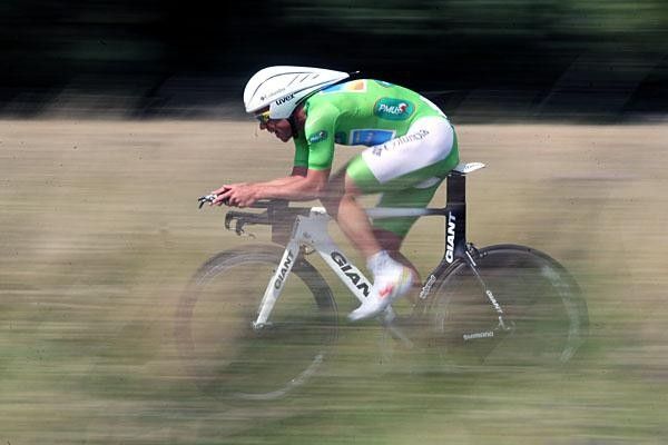 Kim Kirchen finished second and is now 12 seconds away from yellow.