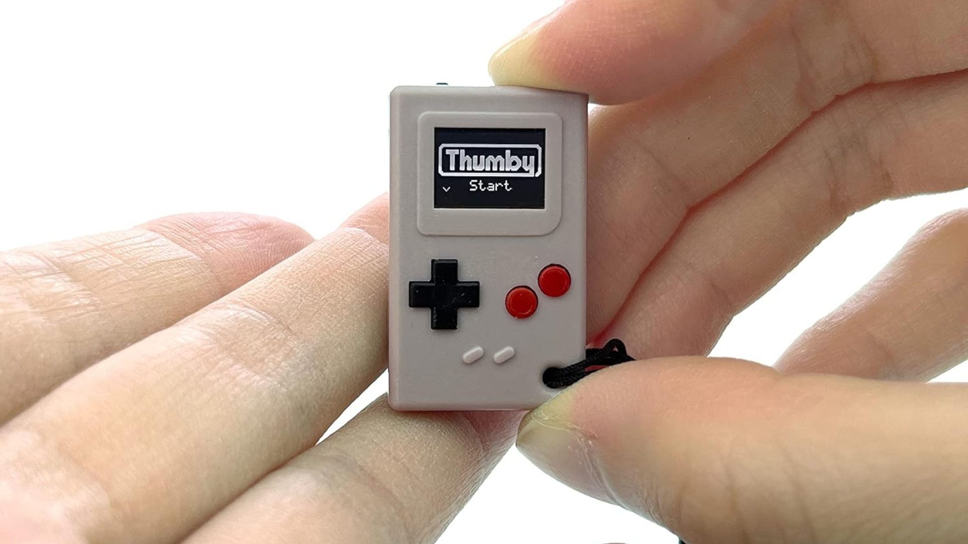 Alguien necesita convencerme de no comprar esta Game Boy del tamaño de un pulgar.