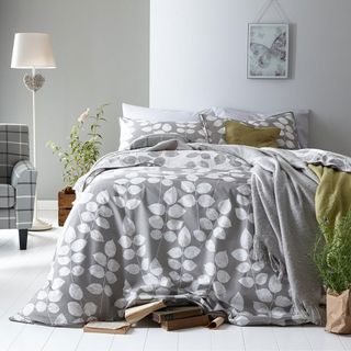 ideal home modern leaves cotton rich 180 thread count duvet cover set