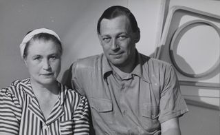 Aino Marsio‐Aalto and Alvar Aalto in the Artek‐Pascoe showroom, New York, 1940