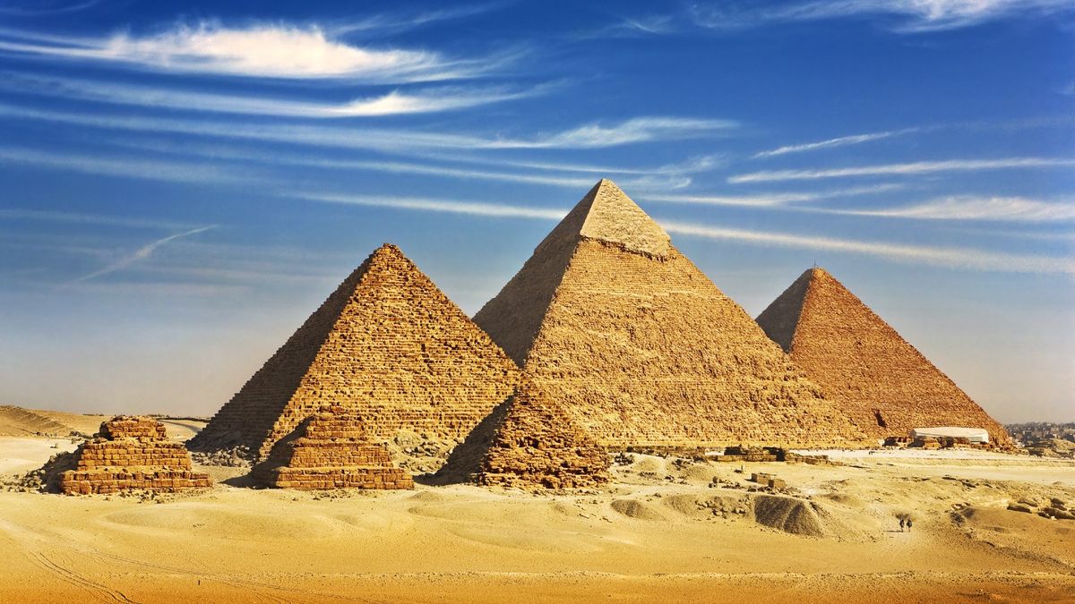Revealing the Vibrant History of the Ancient Egyptian Pyramids