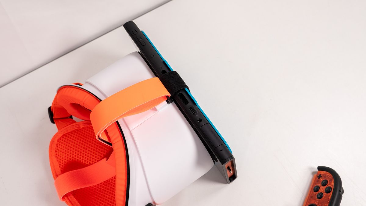 A STARTRC VR headset with a Nintendo Switch 2 inserted