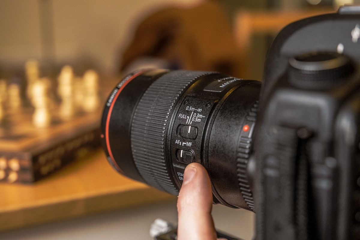 How To Use A Macro Focusing Rail For A Focus-stacked Close-up | Digital ...