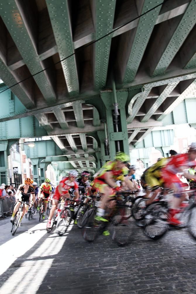 That left on the cobbles is all a blur- once you hit the wall, again