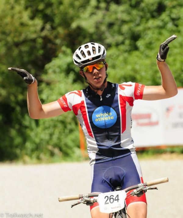 Lucas Newcomb winning the 15-16 race