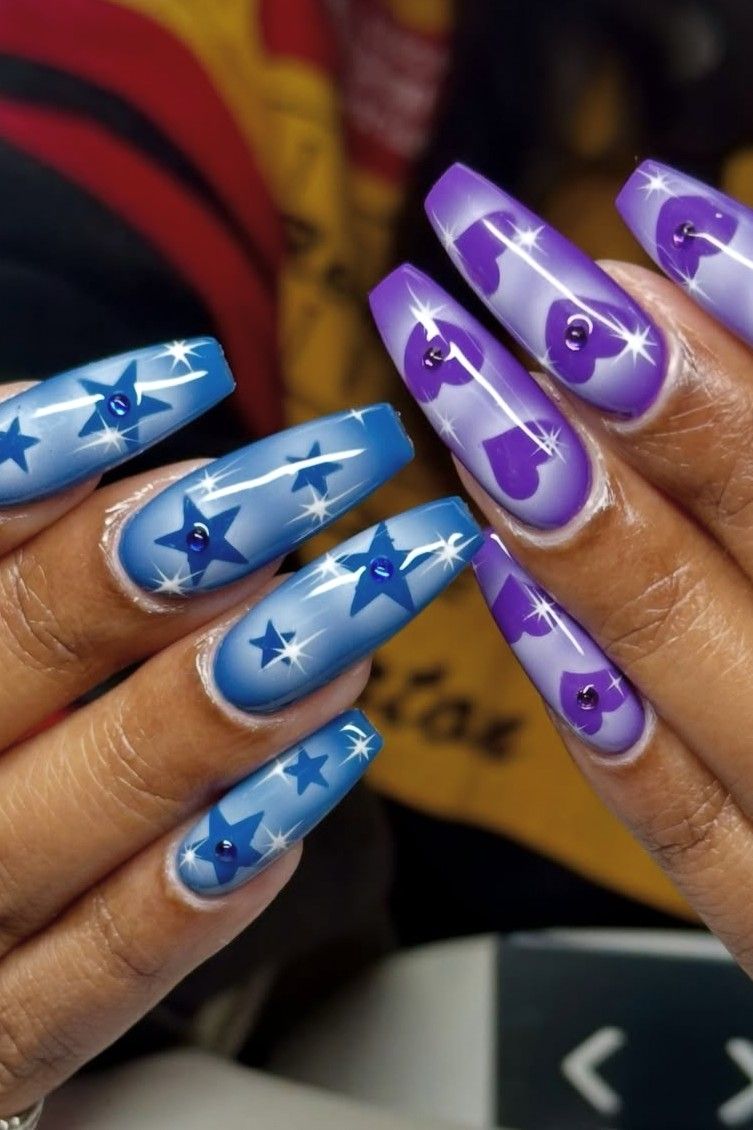 An airbrushed Y2K-style manicure.