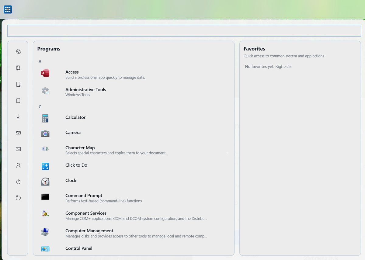 GroDock Start menu interface showing a program list and empty favorites section.