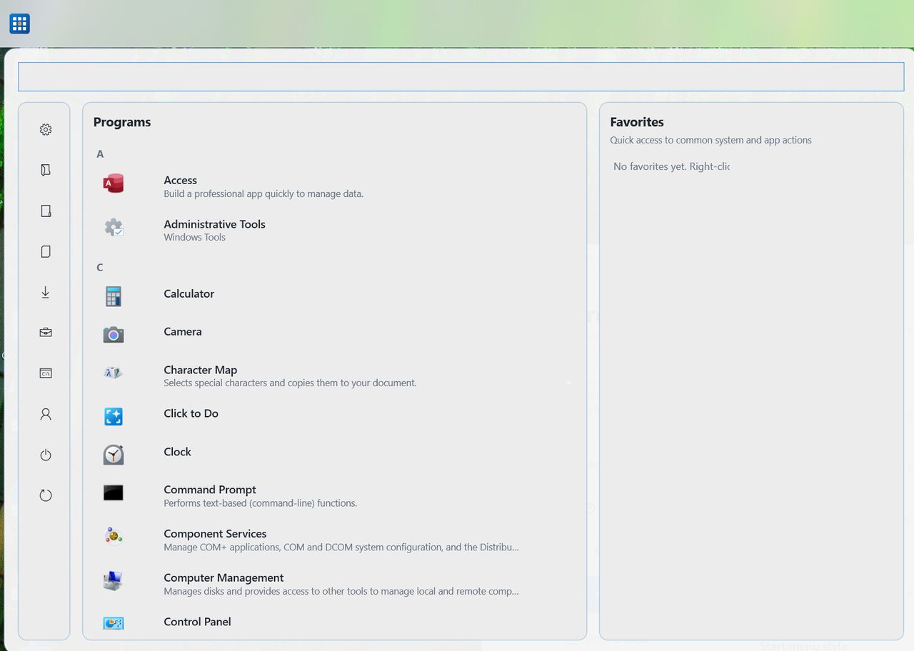GroDock Start menu interface showing a program list and empty favorites section.