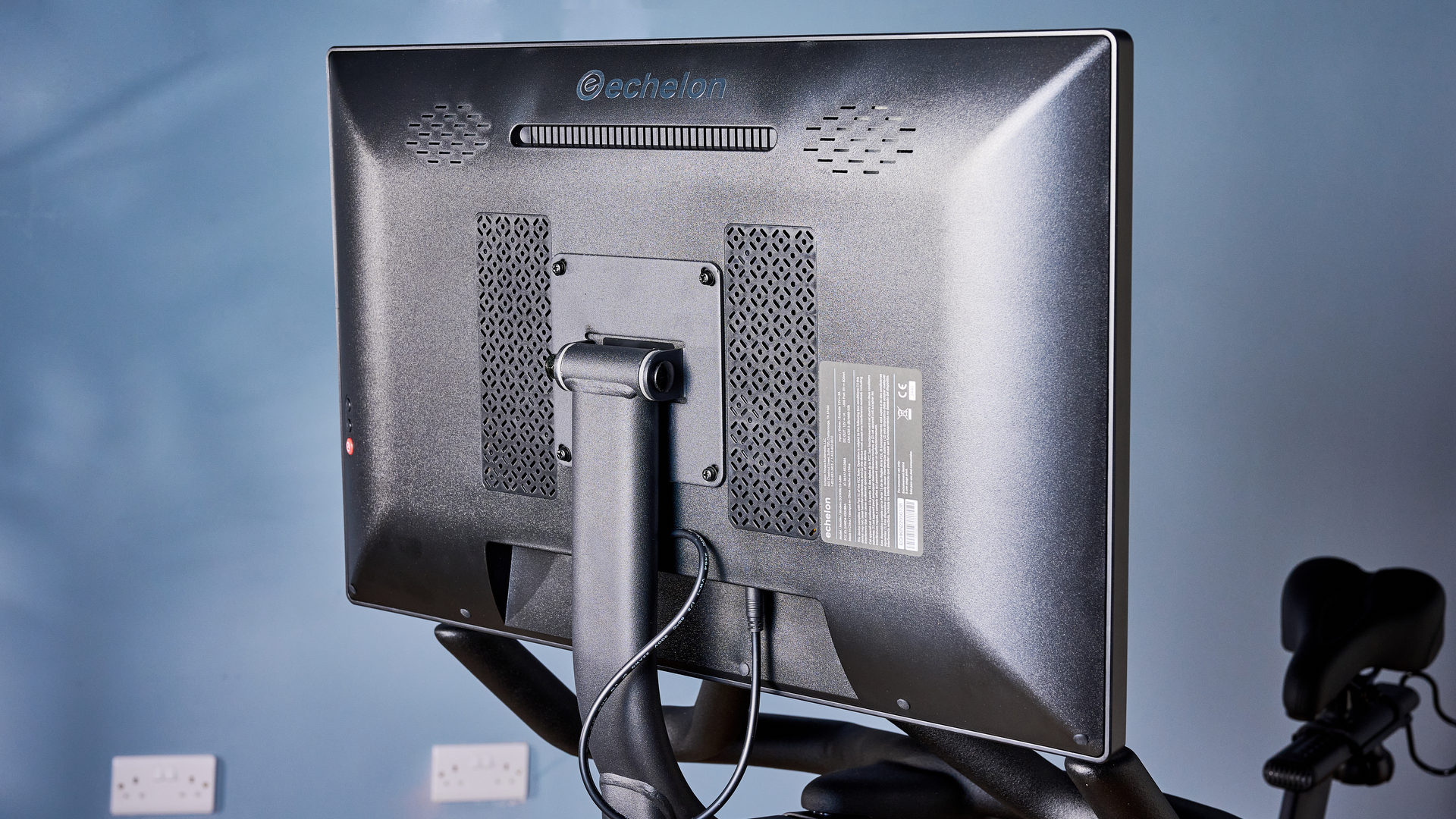 echleon ex-5s photographed in front of a blue background