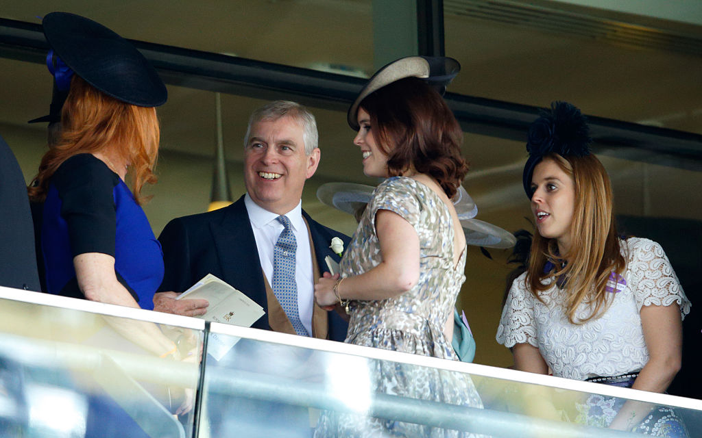 Sarah Ferguson, Duchess of York, Prince Andrew, Duke of York, Princess Eugenie and Princess Beatrice watch the racing as they attend Ascot Racecourse on June 19, 2015 (Photo by Max Mumby/Indigo/Getty Images)