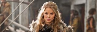 Ellen Hollman in Spartacus