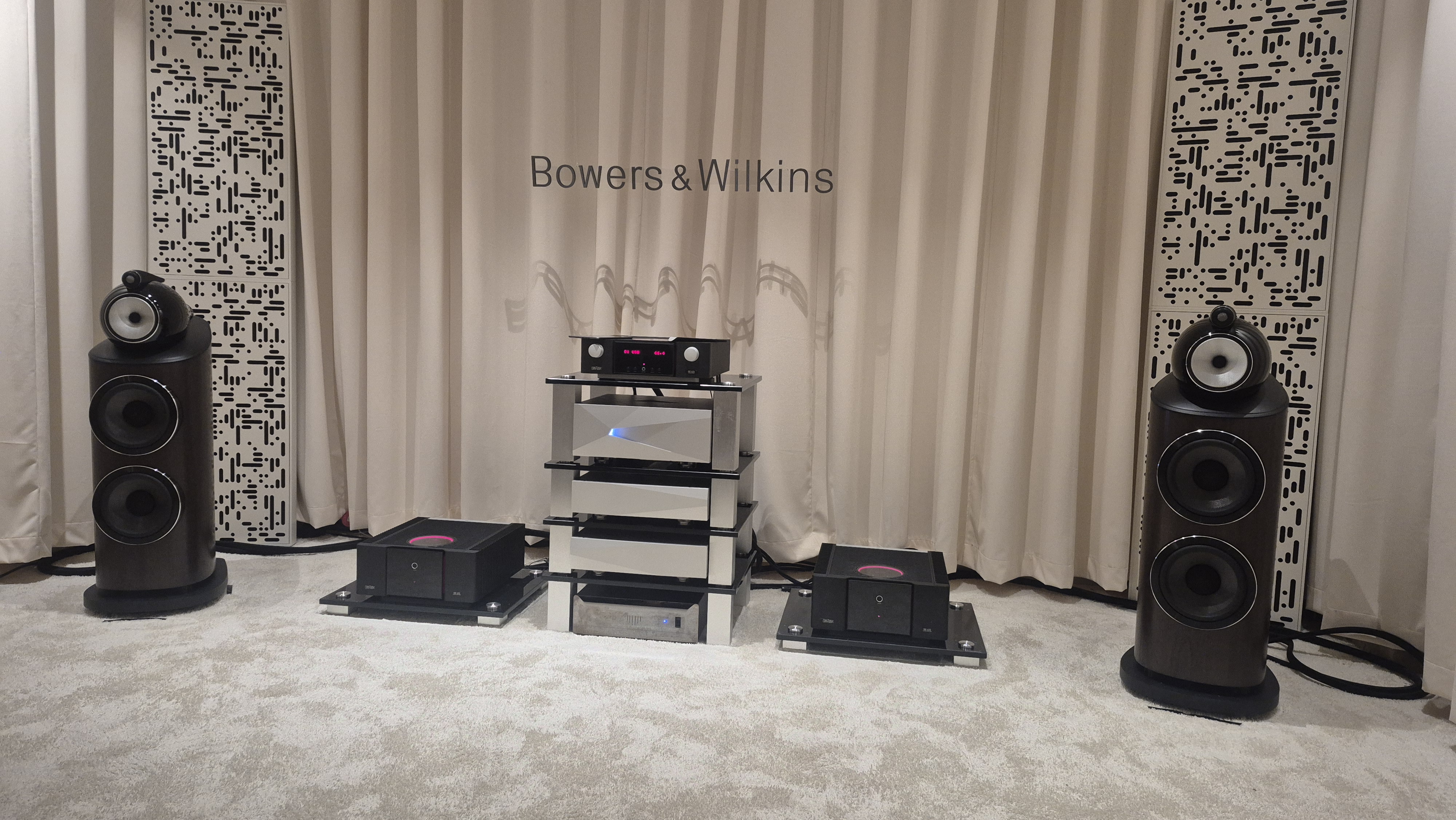 Bowers &amp; Wilkins 801 D5 setup with pre-amps, power amp, and music streamer