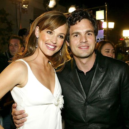 Jennifer Garner and Mark Ruffalo attend the 13 Going On 30 premiere together in 2004