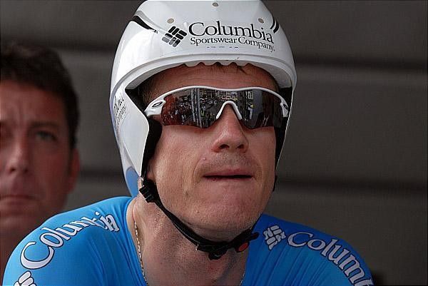 Michael Rogers (Team Columbia) gets ready for his ride.