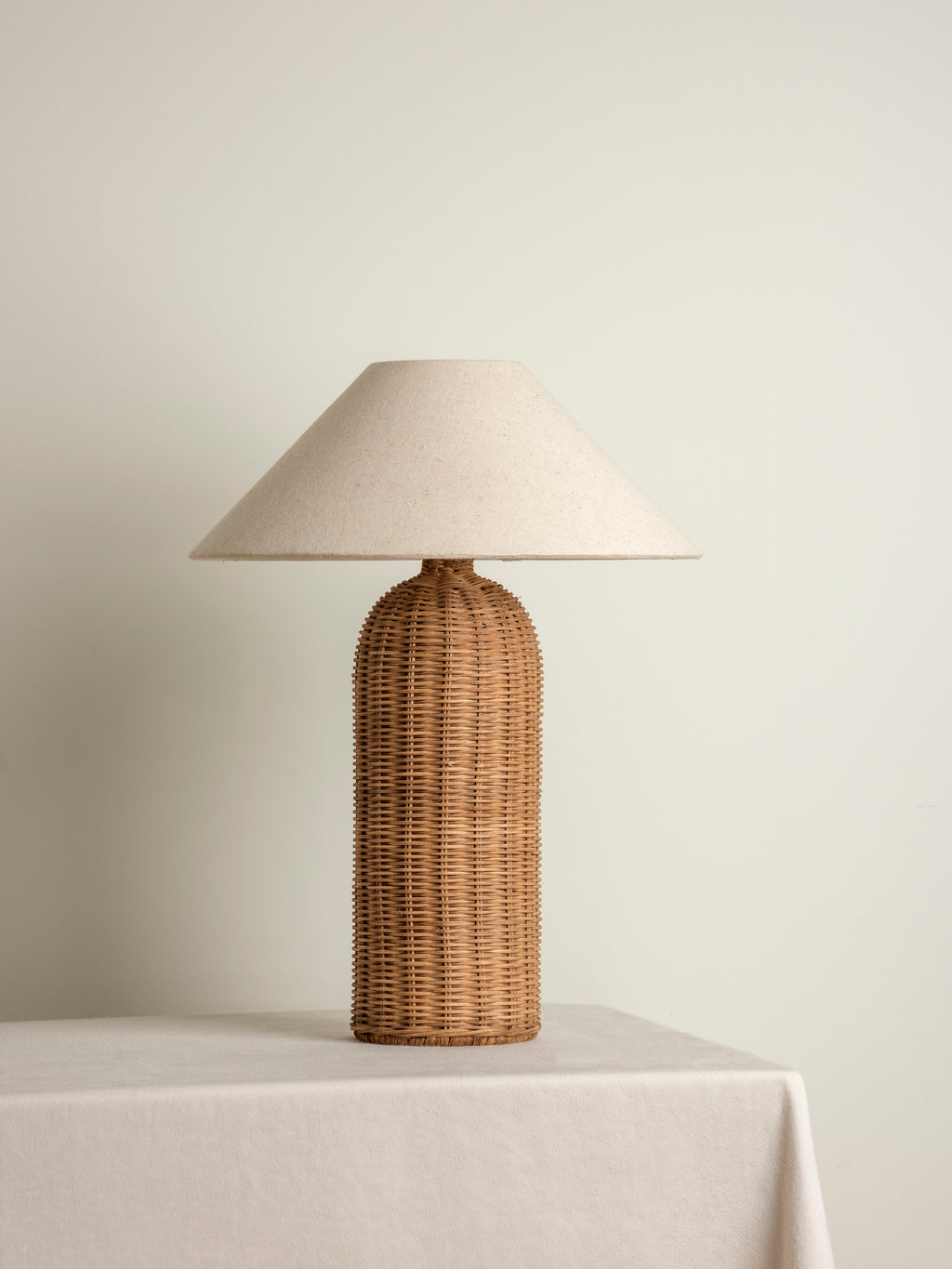Lights&amp;amp;Lamps Ensia Tall Rattan Table Lamp