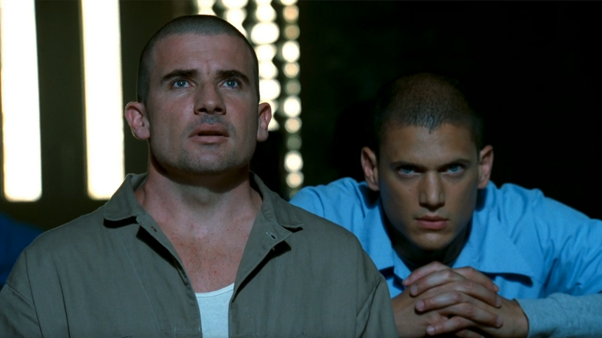 Dominic Purcell and Wentworth Miller in Prison Break Season 1