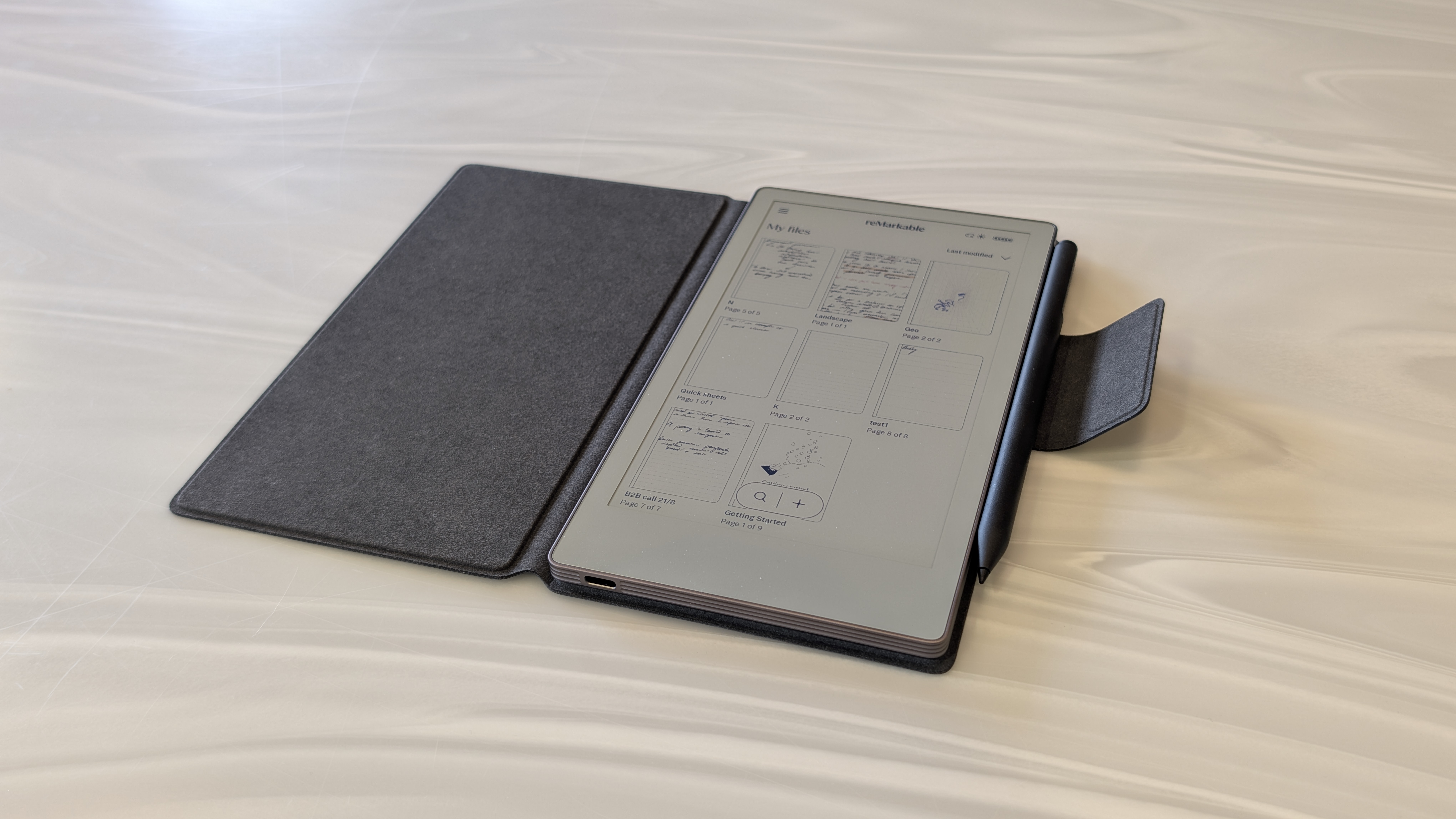The ReMarkable Paper Pro Move on a desk