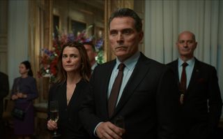 Keri Russell as Kate Wyler, Rufus Sewell as Hal Wyler in episode 204 of The Diplomat.