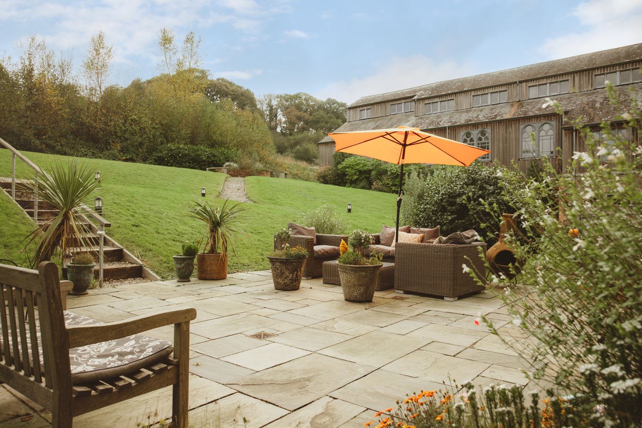 Images of the Wood Barton House