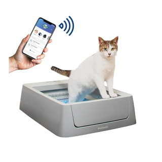 PetSafe ScoopFree Crystal Smart Self-Cleaning Litter Box, one of the best self cleaning litter boxes