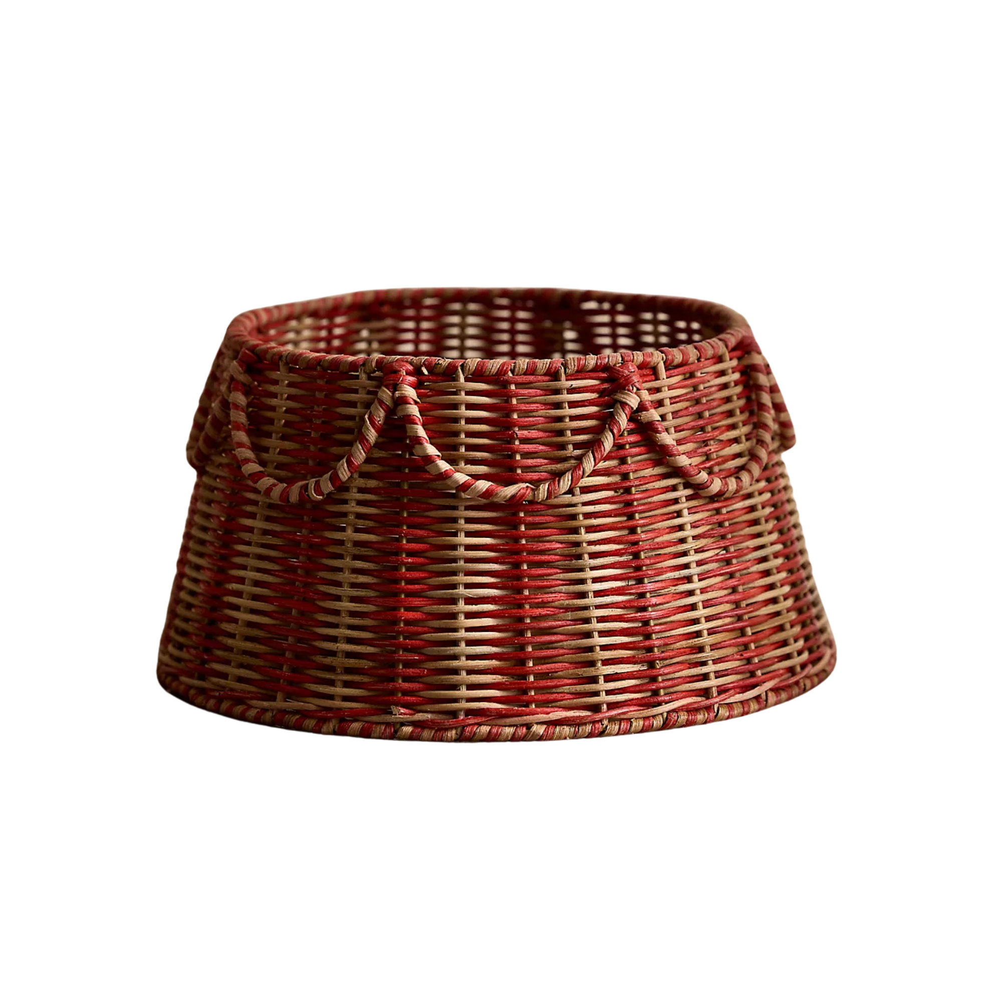 a woven tree skirt